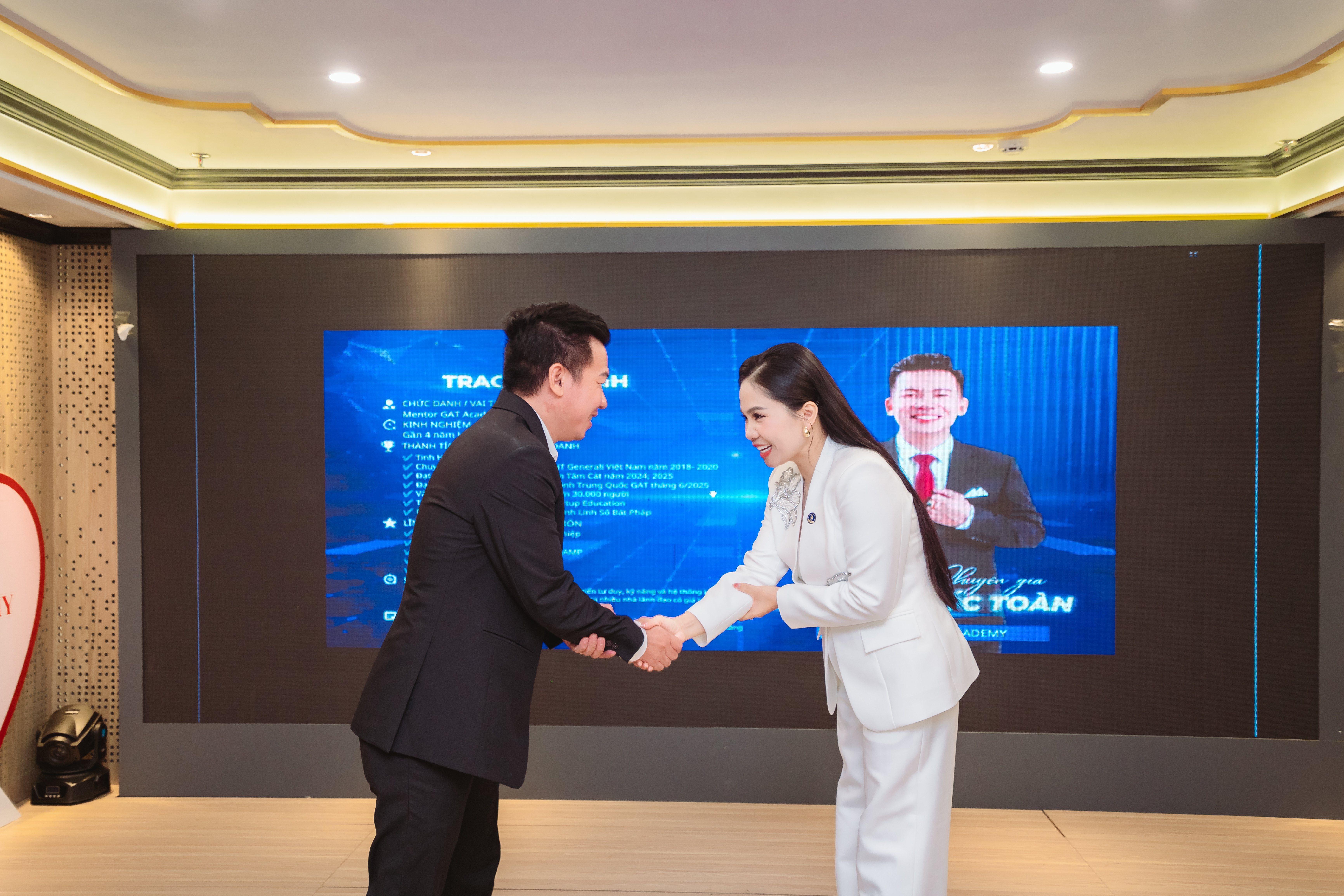 GAT Business — Giải pháp doanh nghiệp